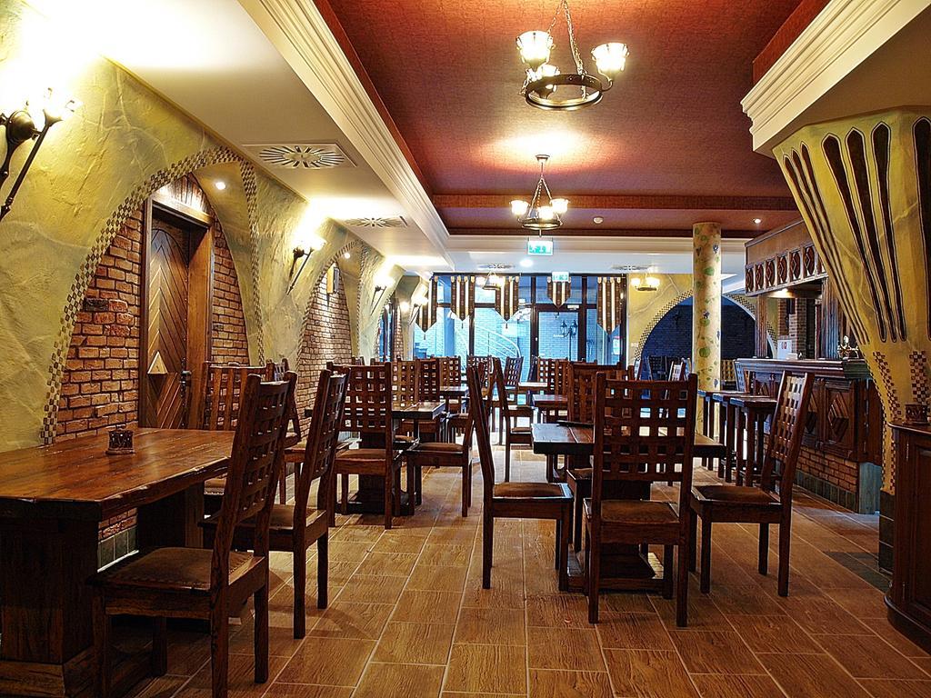 Hotel Fajkier Kroczyce Exterior photo